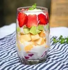 Hình ảnh Sữa chua hoa quả dầm