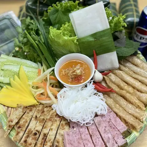 Nem Nướng Nha Trang 179 - Tân Sơn Nhì - Món truyền thống/Đặc sản gần bạn