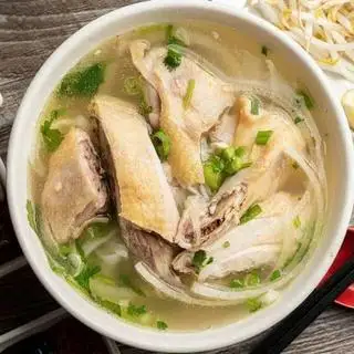 Phở má đùi - 70.000 ₫ tại Phở Gà Cô Thúy - Đường Số 5