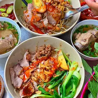 Hủ tiếu xá xíu nước - 57.000 ₫ tại Hủ Tiếu Mì Hoành Thánh Phong Ký - Nguyễn Hữu Thọ
