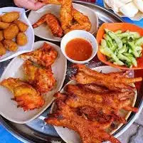 Hình ảnh CBon - Cánh Chân Gà Nướng - Hoàng Đạo Thuý