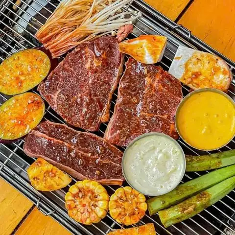 Hình ảnh Nướng Bơ Dee - Bò Tảng Sốt Trứng Muối & Má Hàm Nướng Muối Ớt - Trần Thị Năm
