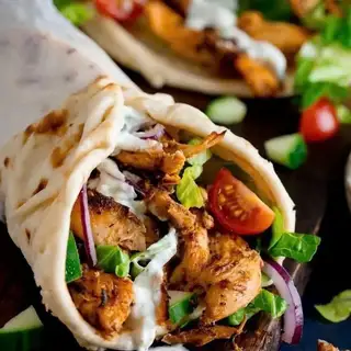 Tacos đùi gà rút xương teriyaki - 56.000 ₫ tại Bánh Tacos Nhà La Bubu - Nguyễn Thị Định