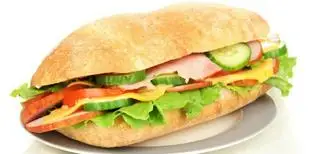 Bánh mì đặc biệt - 44.000 ₫ tại Bánh Mì Heo Quay Tuyền Ký - Nguyễn Văn Lạc