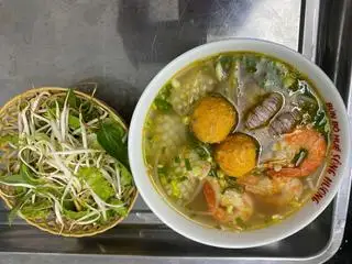 Hình ảnh Bún hải sản đặc biệt