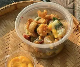 Cuốn trộn đặc biệt - 43.000 ₫ tại Bánh Tráng Ghiền - Ngô Quyền