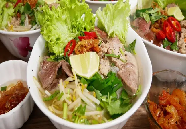 Hủ tiếu thập cẩm - 75.000 ₫ tại Hủ Tiếu Nam Vang, Mì & Nui Bò Hải Sản Anh Tuấn - Lê Công Kiều