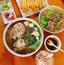 Hình ảnh Bún bò Huế đặc biệt - trà chanh - quẩy 1 người