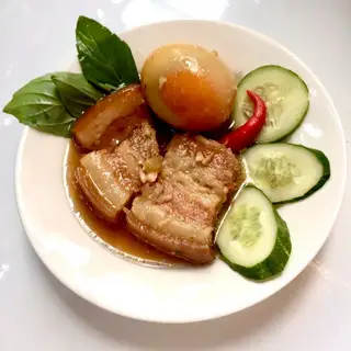 Cơm thịt kho trứng - 59.000 ₫ tại Cơm Văn Phòng 306 - Nguyễn Thị Minh Khai