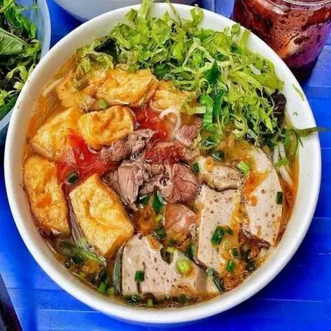 Quán Chị Uyên - Bún Riêu, Hủ Tiếu & Phở Bò - Hoài Thanh - Bún/Phở/Mỳ/Cháo gần bạn
