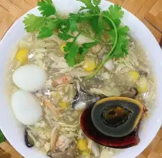 Súp cua - 30.000 ₫ tại Súp Cua Út Tuyền - Nguyễn Thị Nhỏ