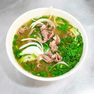 Hình ảnh Phở tái gân giòn