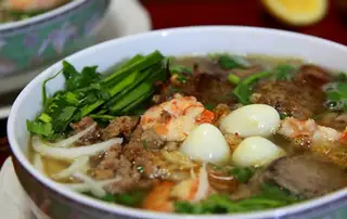 Hủ tiếu mì thập cẩm - 52.000 ₫ tại Hủ Tiếu Mì 1975 - Phạm Thế Hiển
