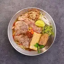 Bún bò tái chả - 50.000 ₫ tại Bún Bò Huế Hương Loan - Bánh Bao & Bánh Giò - Đường Số 3