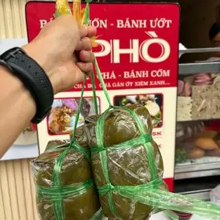 Hình ảnh Chả lụa gói lá 500g - 1 đòn