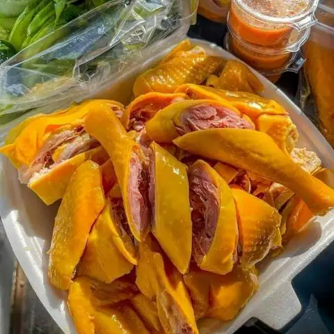 Hình ảnh CHÂN GÀ SỐT THÁI & GÀ Ủ MUỐI DUDU FOOD - Ấp Đông 4