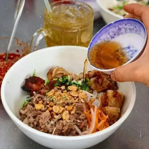 Gỏi Cuốn, Bò Bía & Bún Thịt Nướng Anh Vũ - Huỳnh Tấn Phát - Bún/Phở/Mỳ/Cháo gần bạn