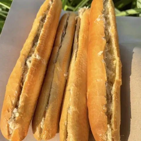 Hình ảnh Bánh Mì Que Mộc Kim - Pate Nhà Làm & Cà Phê Pha Máy - Tỉnh Lộ 10
