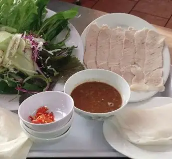 Tứ Hòa - Bánh Tráng Cuốn Thịt Heo - Nguyễn Gia Trí - Món truyền thống/Đặc sản gần bạn