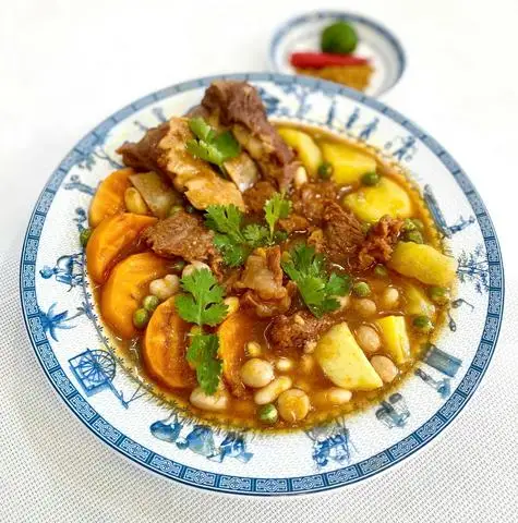 Hình ảnh Bánh Mì LaGu Con Bò Vang - Phan Văn Hớn