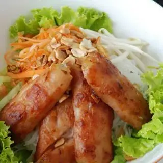 Bún khô - 36.000 ₫ tại Bánh Cuốn, Nem Nướng - Trường Sơn