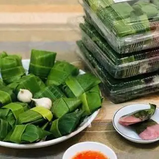 Nem chua lá chuối - 6.000 ₫ tại Mr Nem - Nem Nướng Nha Trang & Bún Thịt Nướng - Nguyễn Văn Khối