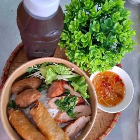Hình ảnh Ăn Vặt Nhà Mẹ Huy - Đường Số 2
