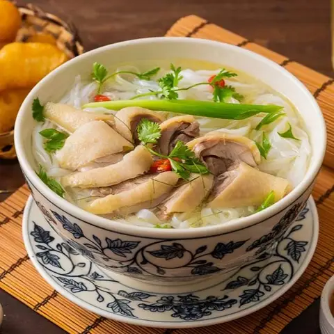 Hình ảnh Phở Gà Ngon - Tôn Thất Tùng