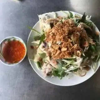 Hình ảnh Gỏi gà nửa con