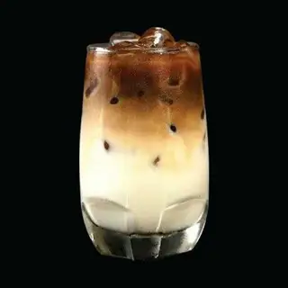 Sữa tươi cà phê - 35.000 ₫ tại Chiu - Cà Phê & Trà - Nguyễn Gia Trí