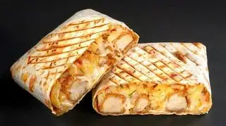 Tacos gà giòn - 68.000 ₫ tại Tiệm Bánh Tiểu Bảo - Tacos - Quang Trung