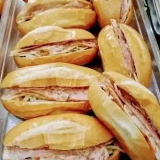 Hình ảnh Bánh mì thập cẩm