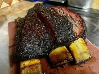 Hình ảnh Sườn bò nguyên tảng nướng 18h- beef ribs