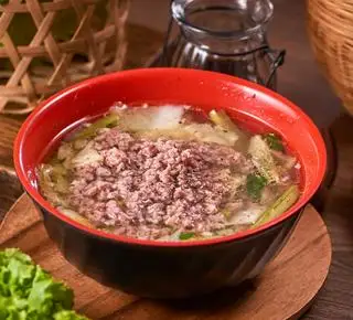 Canh cải ngọt - 16.000 ₫ tại Cơm Gà Xối Mỡ 142 - Lê Văn Duyệt