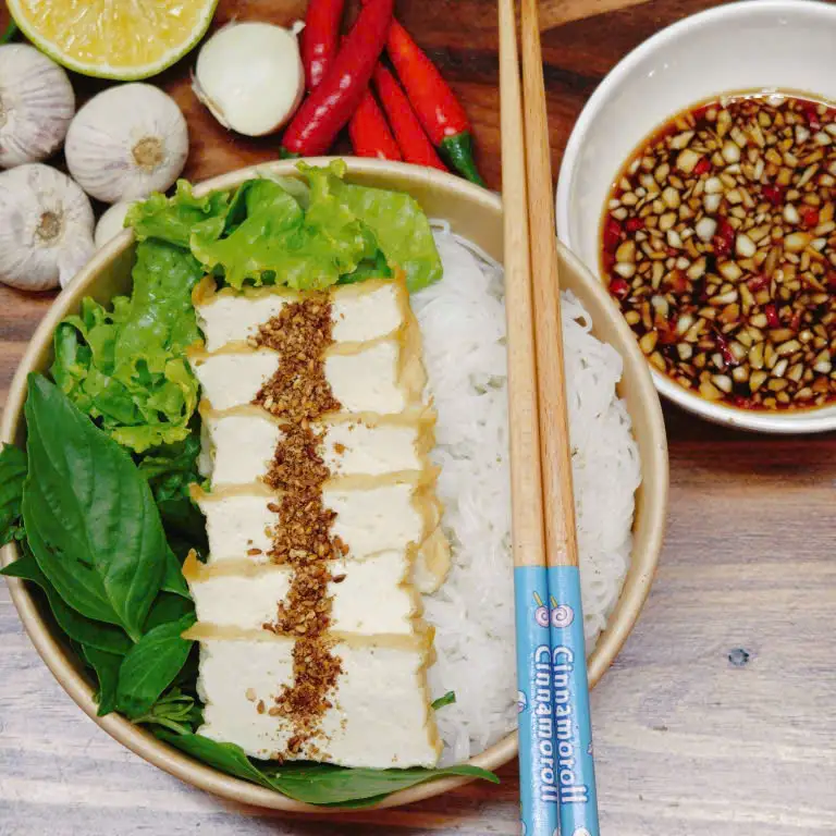 CHAY - Bún nước tương đậu hũ chiên - 19.500 ₫ tại Bún Rất Ngon - Bún Nước Tương, Bún Nước Tương Chay & Bún Mắm Nêm - Mai Thị Lựu