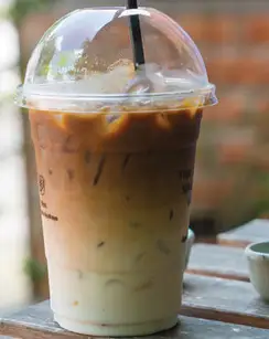 Cafe sữa tươi - 30.000 ₫ tại Cà Phê Vợt Sài Gòn - Trần Văn Khê