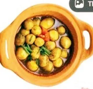 Nấm rơm kho tộ chay - 74.520 ₫ tại Sen - Nhà Hàng Chay - Nguyễn Thái Học