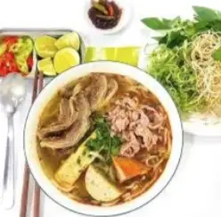 Bún bò tái - nạm - chả - 65.000 ₫ tại Ngọc Huệ Bún Bò Gốc Huế - Nguyễn Sơn