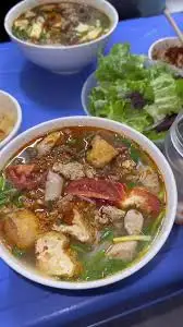 Hình ảnh Bún cua đậu bò giò