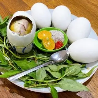 Hình ảnh Trứng vịt lộn