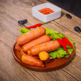Xúc xích phô mai - 17.000 ₫ tại Trinh Cá Viên - Xóm Chiếu