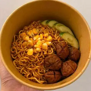 Hình ảnh Mì trộn bò viên