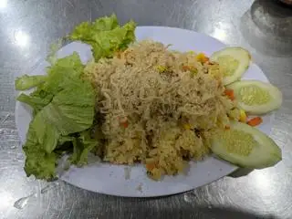 Cơm chiên dương châu chay - 45.000 ₫ tại Chay Hoa Sen - Cơm Chay Tự Chọn - Nguyễn Thái Bình