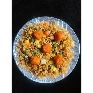 Hình ảnh Mì trộn tôm viên