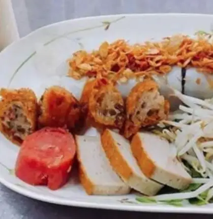 Bánh ướt chay - 50.000 ₫ tại Quán Chay Vạn Phước - Bùi Hữu Nghĩa