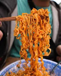 Mì Trộn Indomie - Da Gà Giòn - 48.000 ₫ tại Ăn Vặt Hàng Xanh - Mì Trộn Indomie & Cá Viên Chiên - Xô Viết Nghệ Tĩnh