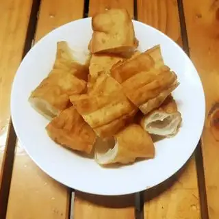 Bánh quẩy - 6.000 ₫ tại Bánh Canh Cua 615 - Huỳnh Tấn Phát