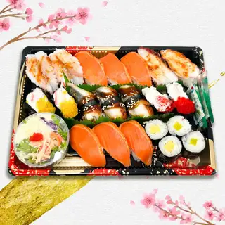 Sushi set salad - 179.000 ₫ tại Nakajima Suisan - Aeon Mall Tân Phú Celadon