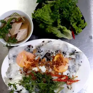 Hình ảnh Bánh cuốn chả quế thêm trứng
