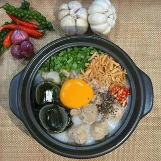 Cháo sườn thịt bằm trứng bắc thảo - 45.000 ₫ tại Cháo Sườn Chú Tư - Nguyễn Kiệm